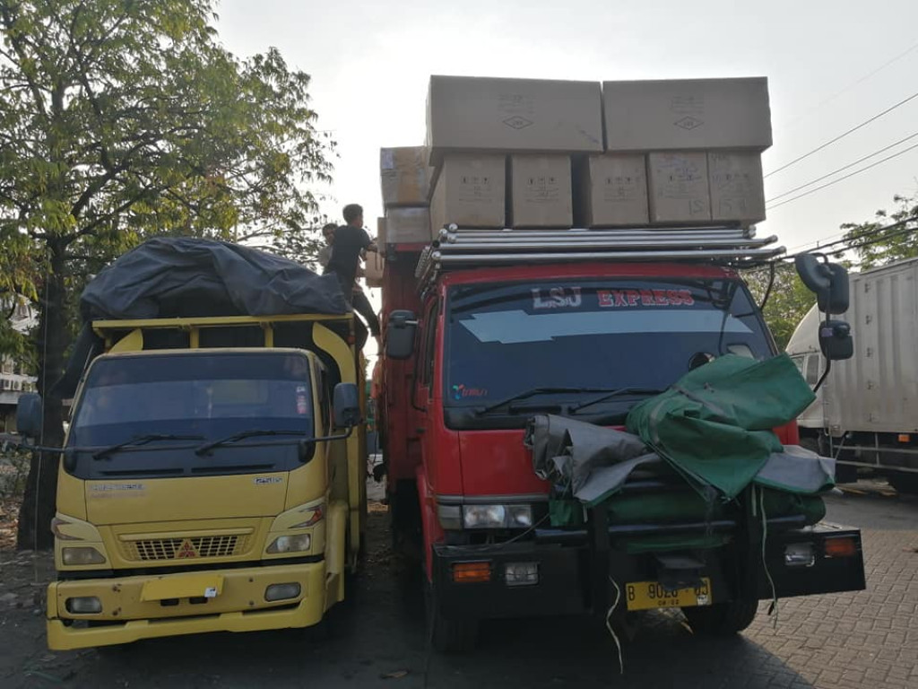 Jasa Pengiriman Mobil Gresik ke Makassar