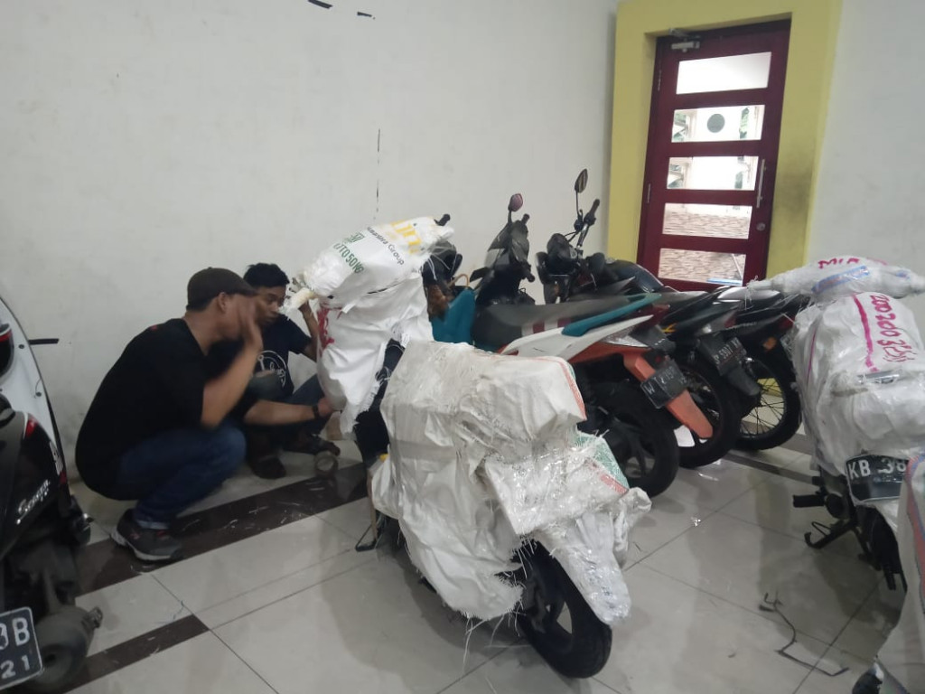 Jasa Pengiriman Motor Surabaya ke Makassar