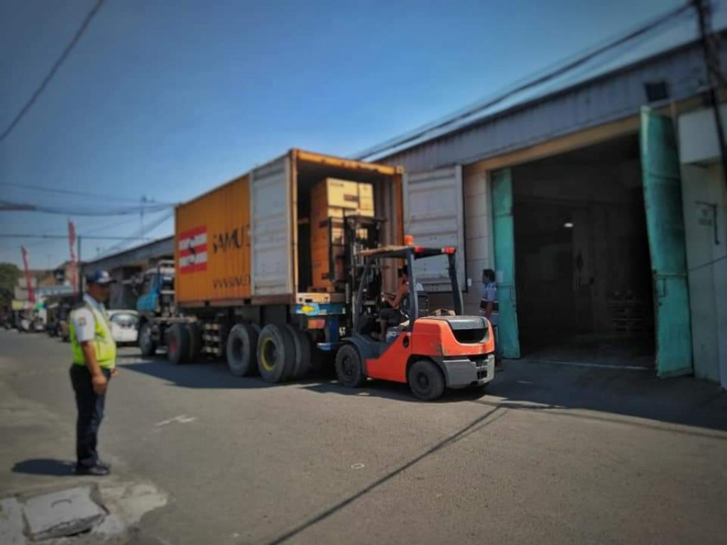Ekspedisi Via Container Surabaya ke Bau Bau