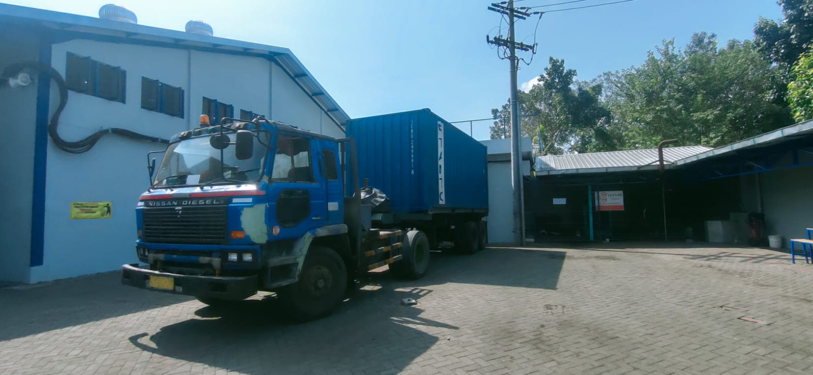 Jasa ekspedisi via container murah banget dari Surabaya ke Wini
